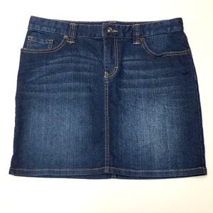 Cute! Jean Skirt by Tommy Hilfiger